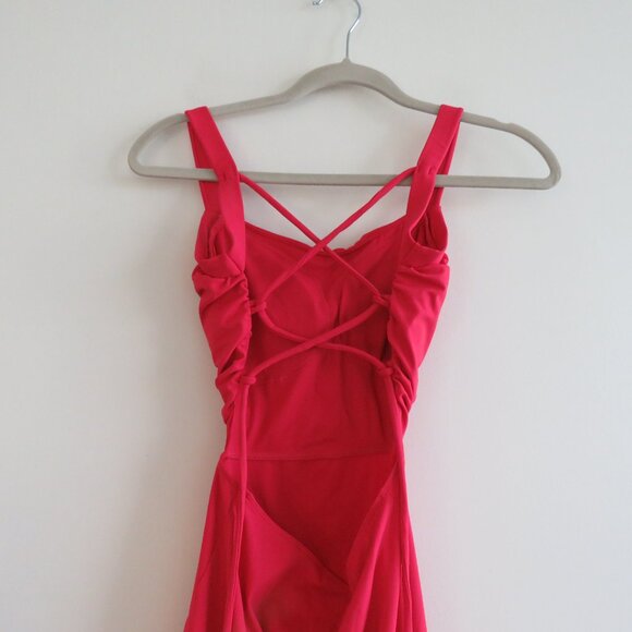 VIRAL HALARA Backless Dress - Picture 11 of 16